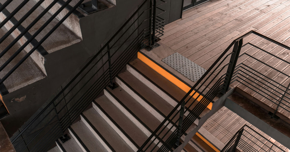 Escalier design métal